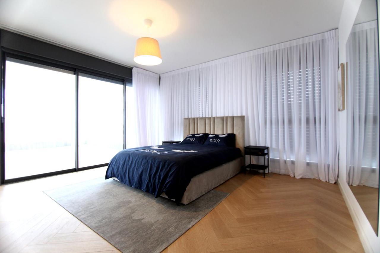 Mini Penthouse Near The Beach Netanya Exterior photo